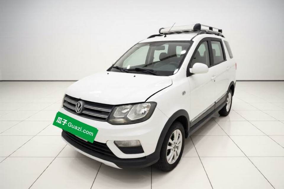 Dongfeng Fengon 370 2016