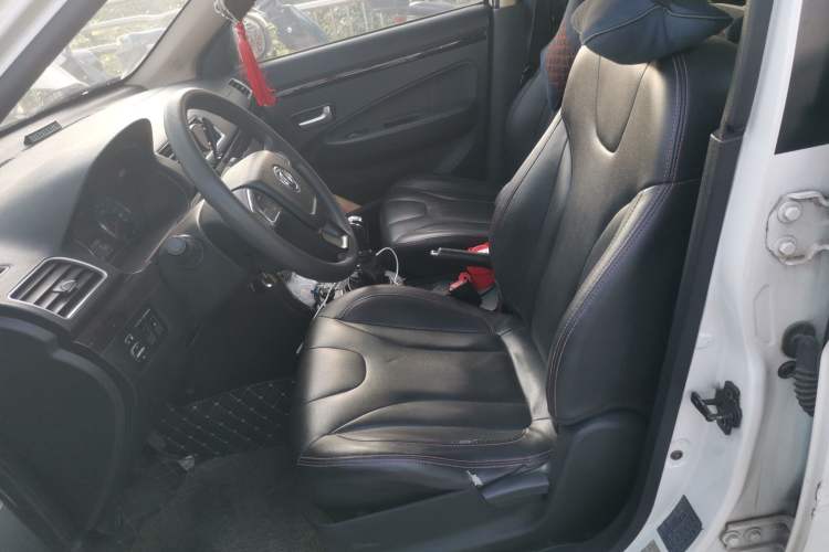 Used Dongfeng Fengon 370 2016 1.5L Manual Elite Travel Edition 7 Seats Left Front Seat
