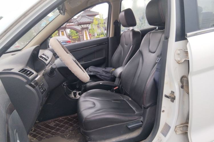 Used Dongfeng Fengon 370 2016 1.5L Manual Elite Home Edition 7-Seater Left Front Seat