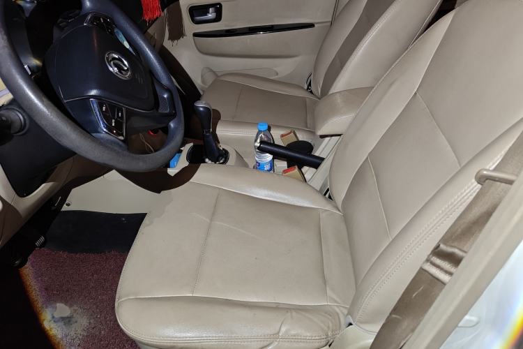 Used Dongfeng Fengon 370 2016 1.5L Manual Standard Model II 7 Seats Left Front Seat