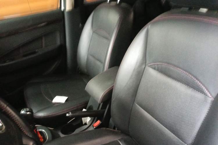 Used Dongfeng Fengon 370 2016 1.5L Manual Luxury Version SFG15-05 7 Seats Left Front Seat
