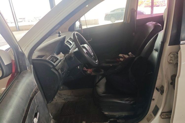 Used Dongfeng Fengon 370 2016 1.5L Manual Elite Home Edition 7-Seater Left Front Seat
