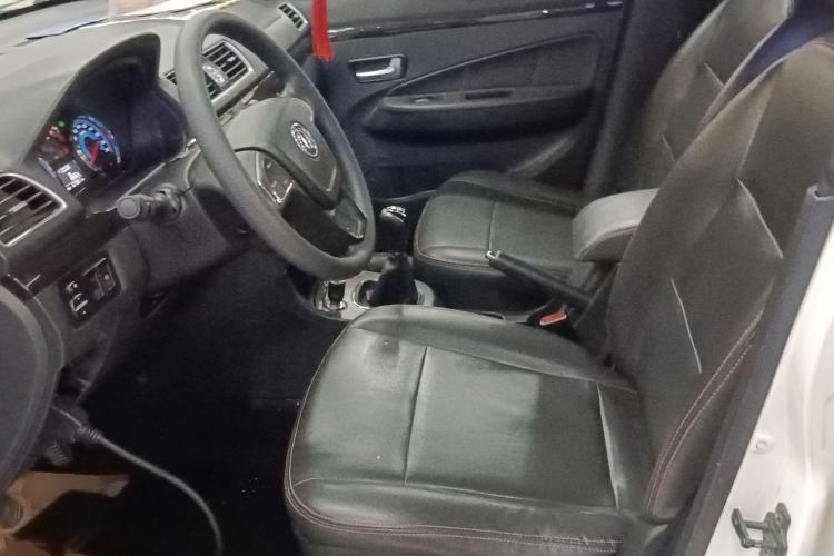Used Dongfeng Fengon 370 2016 1.5L Manual Elite Home Edition 7-Seater Left Front Seat