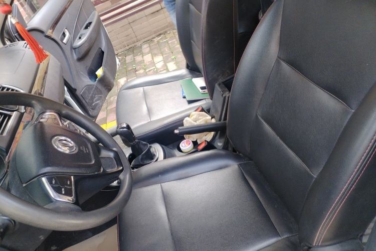 Used Dongfeng Fengon 370 2016 1.5L Manual Elite Home Edition 7-Seater Left Front Seat