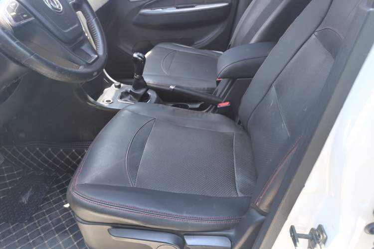 Used Dongfeng Fengon 370 2016 1.5L Manual Luxury Version SFG15-05 7 Seats Left Front Seat