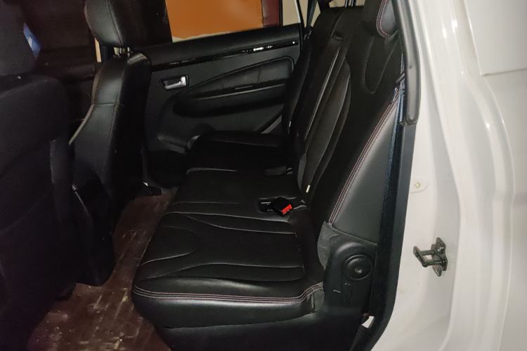 Used Dongfeng Fengon 370 2016 1.5L Manual Luxury Version SFG15-02 7 Seats Left Rear Seat