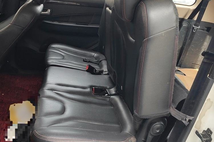Used Dongfeng Fengon 370 2016 1.5L Manual Luxury 7-Seater Left Rear Seat