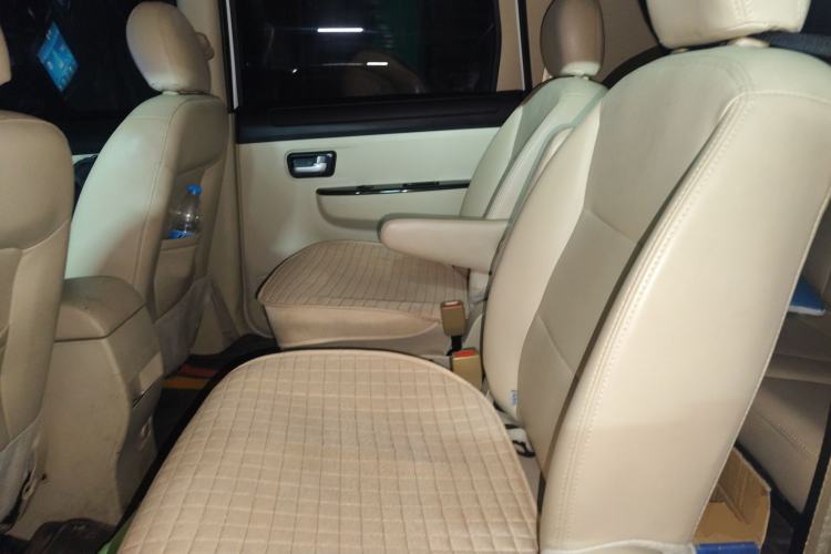 Used Dongfeng Fengon 370 2016 1.5L Manual Standard Edition SFG15-05 7 Seats Left Rear Seat