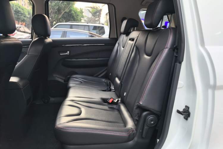 Used Dongfeng Fengon 370 2016 1.5L Manual Luxury 7-Seater Left Rear Seat
