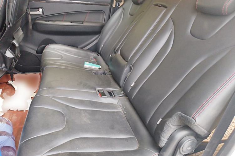 Used Dongfeng Fengon 370 2016 1.5L Manual Luxury Version SFG15-02 7 Seats Left Rear Seat
