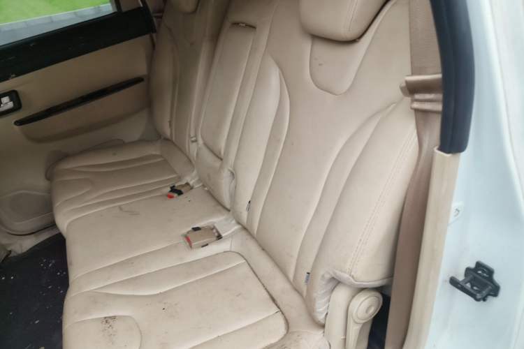 Used Dongfeng Fengon 370 2016 1.5L Manual Standard Edition SFG15-05 5 Seats Left Rear Seat