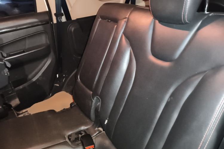 Used Dongfeng Fengon 370 2016 1.5L Manual Luxury 7-Seater Left Rear Seat
