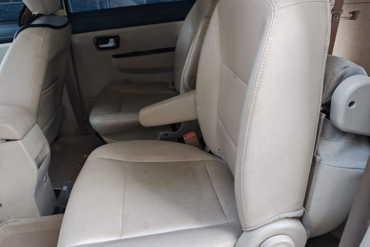 Used Dongfeng Fengon 370 2016 1.5L Manual Standard Edition SFG15-02 7 Seats Left Rear Seat