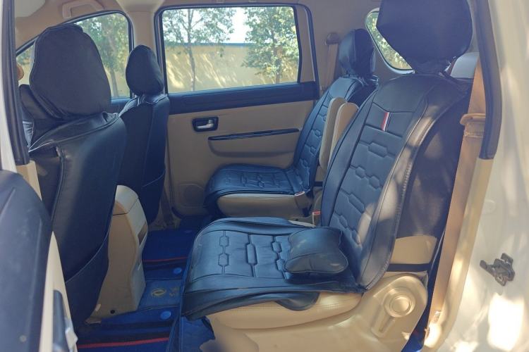 Used Dongfeng Fengon 370 2016 1.5L Manual Standard Edition SFG15-05 7 Seats Left Rear Seat