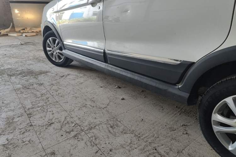 Used Dongfeng Fengon 370 2016 1.5L Manual Comfort 7-Seater Left Side Sill