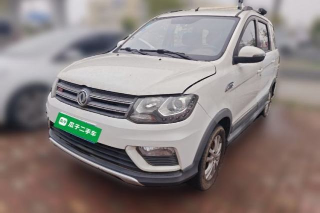 Used Dongfeng Fengon 370 2016 1.5L Manual Luxury Version SFG15-05 7 Seats