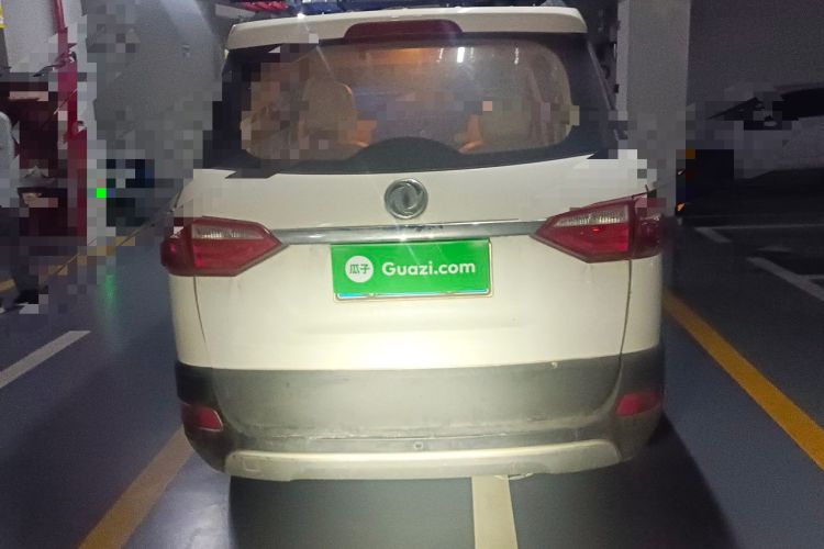 Used Dongfeng Fengon 370 2016 1.5L Manual Standard Edition SFG15-05 7 Seats Rear