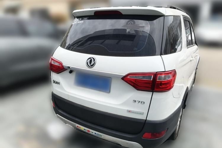 Used Dongfeng Fengon 370 2016 1.5L Manual Standard Edition SFG15-05 7 Seats Rear