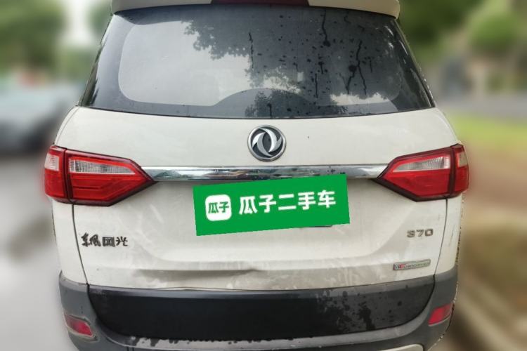 Used Dongfeng Fengon 370 2016 1.5L Manual Standard Edition SFG15-05 5 Seats Rear