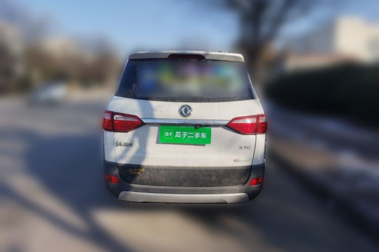 Used Dongfeng Fengon 370 2016 1.5L Manual Standard Edition SFG15-05 7 Seats Rear