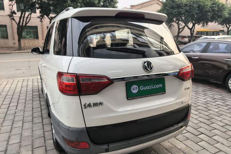 Used Dongfeng Fengon 370 2016 1.5L Manual Luxury 7-Seater Rear Left 45 Deg