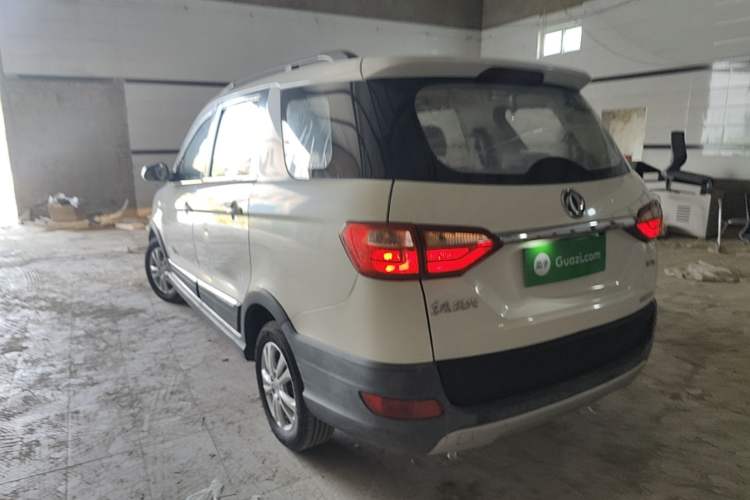 Used Dongfeng Fengon 370 2016 1.5L Manual Comfort 7-Seater Rear Left 45 Deg