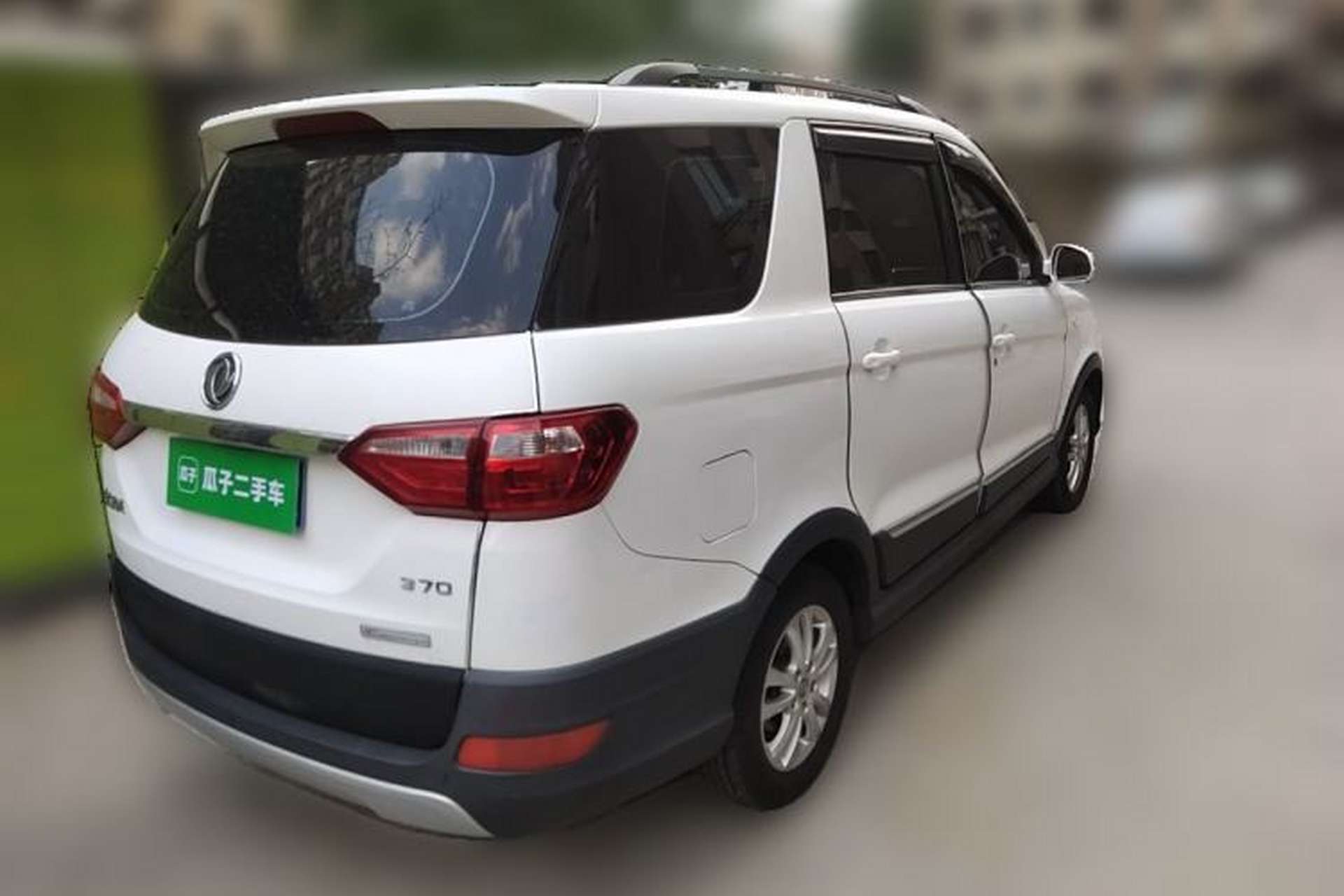 Used Dongfeng Fengon 370 2016 1.5L Manual Standard Model II 7 Seats Rear Right 45 Deg