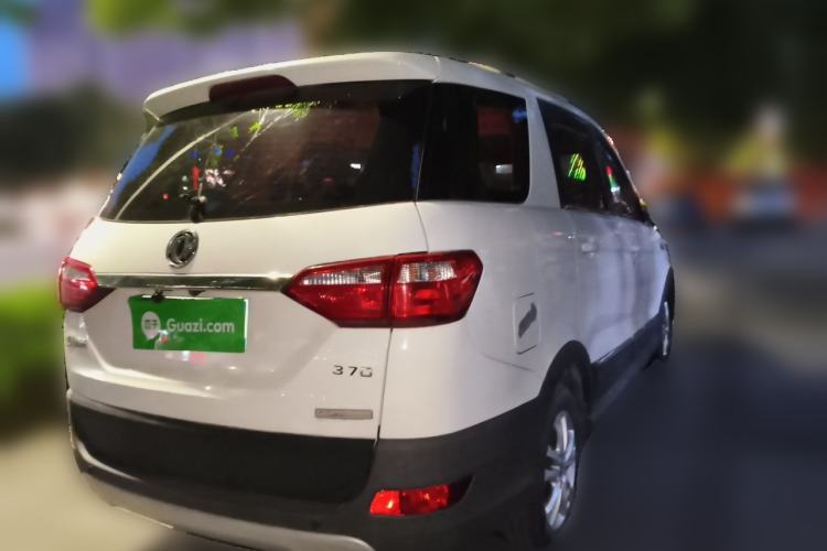 Used Dongfeng Fengon 370 2016 1.5L Manual Luxury 7-Seater Rear Right 45 Deg