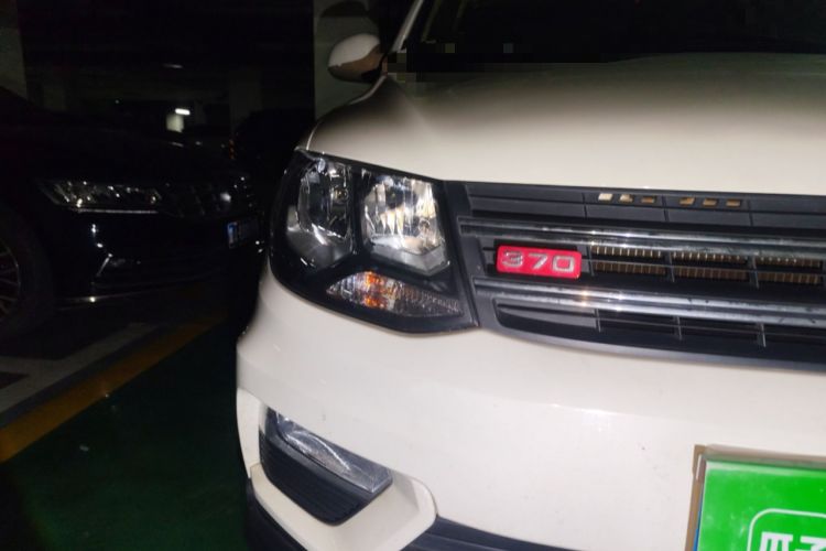 Used Dongfeng Fengon 370 2016 1.5L Manual Standard Edition SFG15-05 7 Seats Right Front Headlight