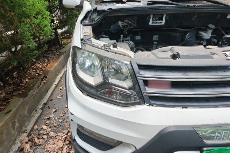 Used Dongfeng Fengon 370 2016 1.5L Manual Standard Edition SFG15-02 7 Seats Right Front Headlight