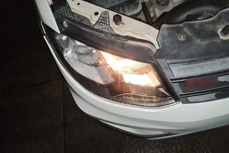 Used Dongfeng Fengon 370 2016 1.5L Manual Standard Model II 7 Seats Right Front Headlight