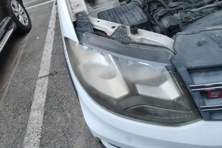 Used Dongfeng Fengon 370 2016 1.5L Manual Standard Edition SFG15-05 7 Seats Right Front Headlight