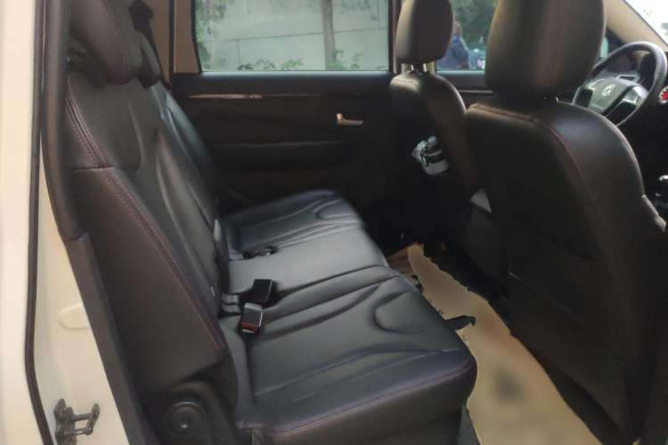 Used Dongfeng Fengon 370 2016 1.5L Manual Smart 7-Seater Right Rear Seat