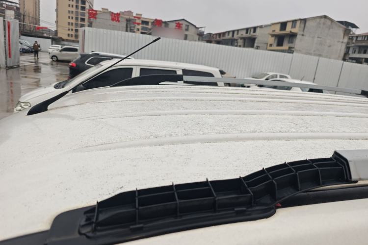 Used Dongfeng Fengon 370 2016 1.5L Manual Luxury 7-Seater Roof