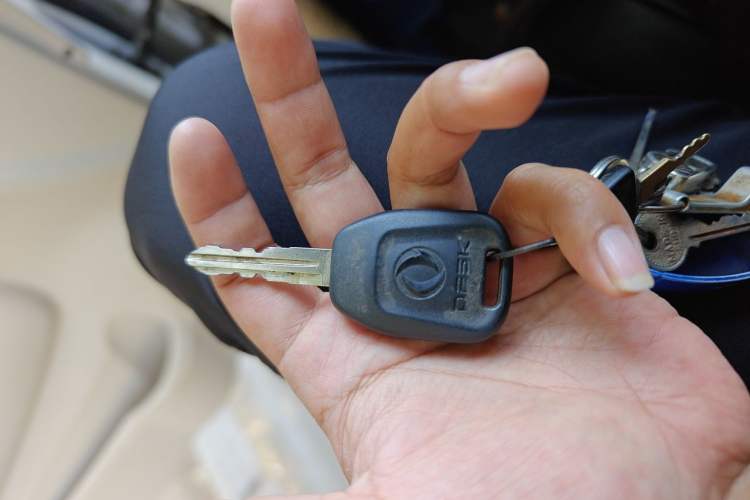 Used Dongfeng Fengon 370 2016 1.5L Manual Standard Edition SFG15-05 7 Seats Vehicle Key