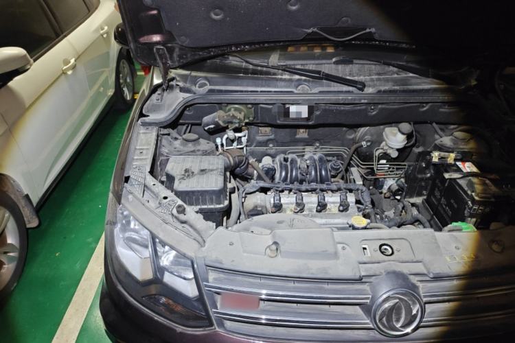 Used Dongfeng Fengon 370 2017 1.5L CVT Fashion Edition 7-Seater Engine Bay Right