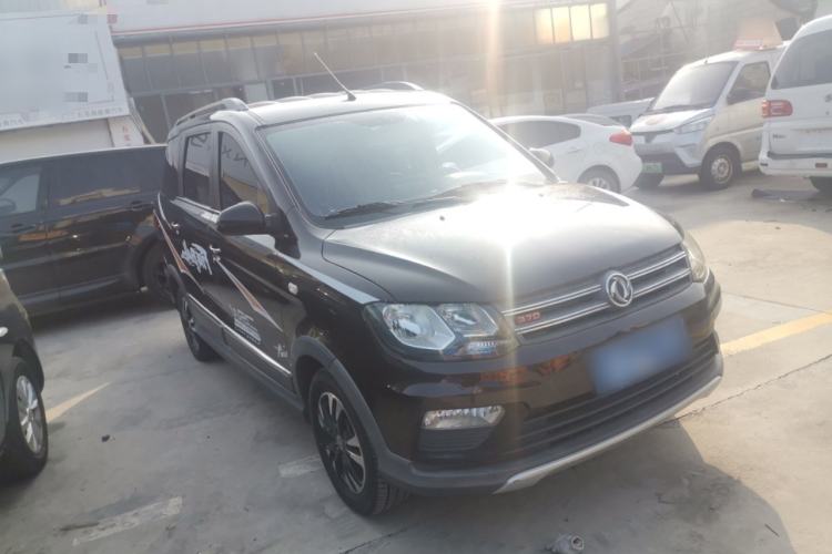 Used Dongfeng Fengon 370 2017 1.5L CVT Fashion Edition 7-Seater Exterior 2