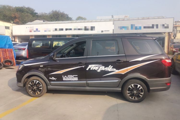 Used Dongfeng Fengon 370 2017 1.5L CVT Fashion Edition 7-Seater Exterior 3