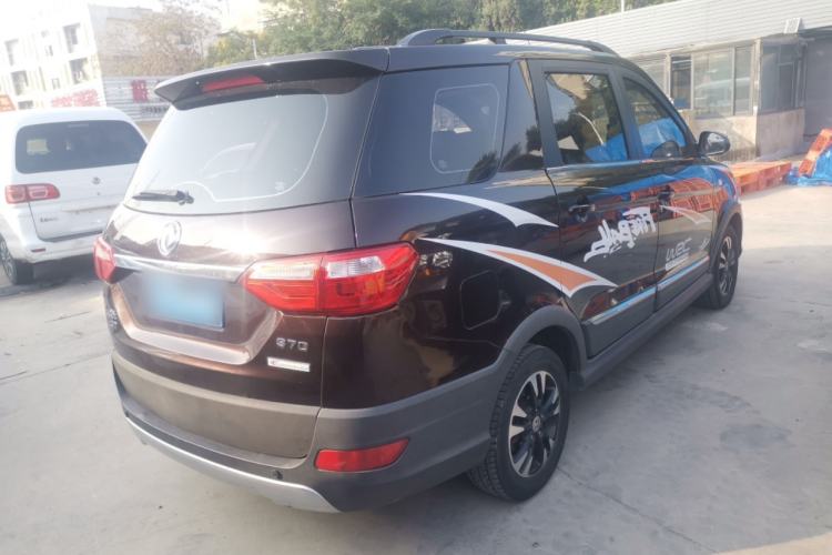 Used Dongfeng Fengon 370 2017 1.5L CVT Fashion Edition 7-Seater Exterior 5