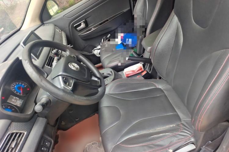Used Dongfeng Fengon 370 2017 1.5L CVT Fashion Edition 7-Seater Left Front Seat