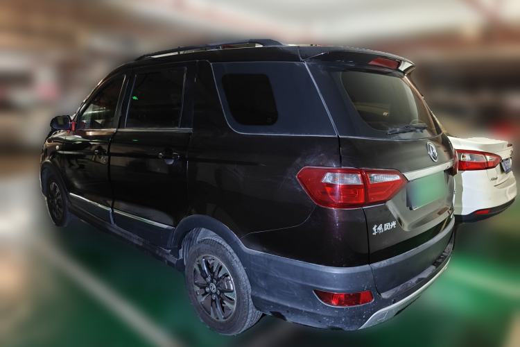 Used Dongfeng Fengon 370 2017 1.5L CVT Fashion Edition 7-Seater Rear Left 45 Deg