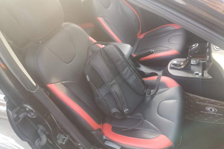 Used Dongfeng Fengon 370 2017 1.5L CVT Fashion Edition 7-Seater Right Front Seat