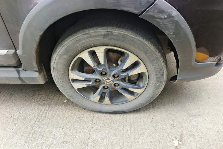 Used Dongfeng Fengon 370 2017 1.5L CVT Fashion Edition 7-Seater Right Front Wheel Hub