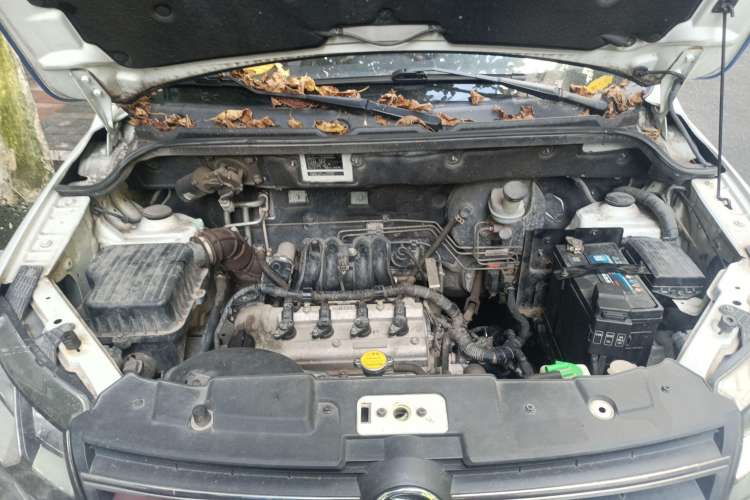 Used Dongfeng Fengon 370 2017 1.5L CVT Fashion Edition 7-Seater Engine Bay