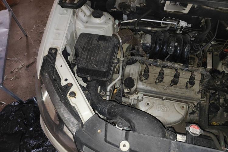 Used Dongfeng Fengon 370 2017 1.5L CVT Fashion Edition 7-Seater Engine Bay Right