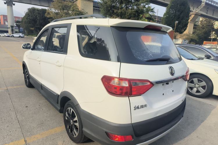Used Dongfeng Fengon 370 2017 1.5L CVT Fashion Edition 7-Seater Exterior 2