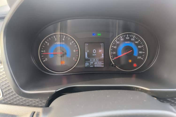 Used Dongfeng Fengon 370 2017 1.5L CVT Fashion Edition 7-Seater Instrument Cluster