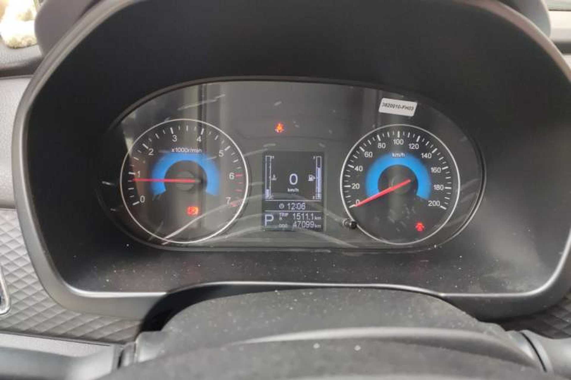 Used Dongfeng Fengon 370 2017 1.5L CVT Fashion Edition 7-Seater Instrument Cluster