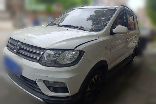 Used Dongfeng Fengon 370 2017 1.5L CVT Fashion Edition 7-Seater