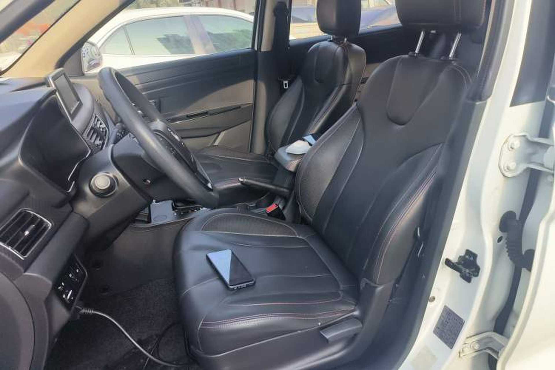 Used Dongfeng Fengon 370 2017 1.5L CVT Fashion Edition 7-Seater Left Front Seat
